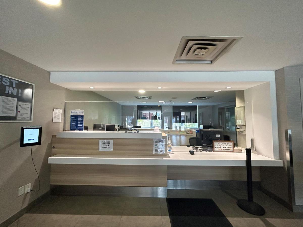 Residence&Conference Centre - Brampton Extérieur photo